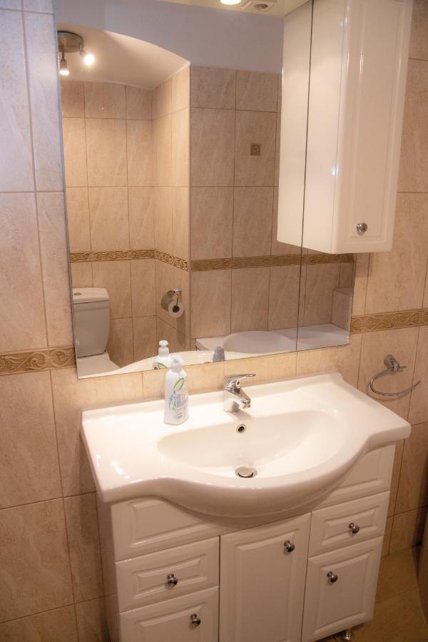 Theatroom Apartman Eger Exterior foto